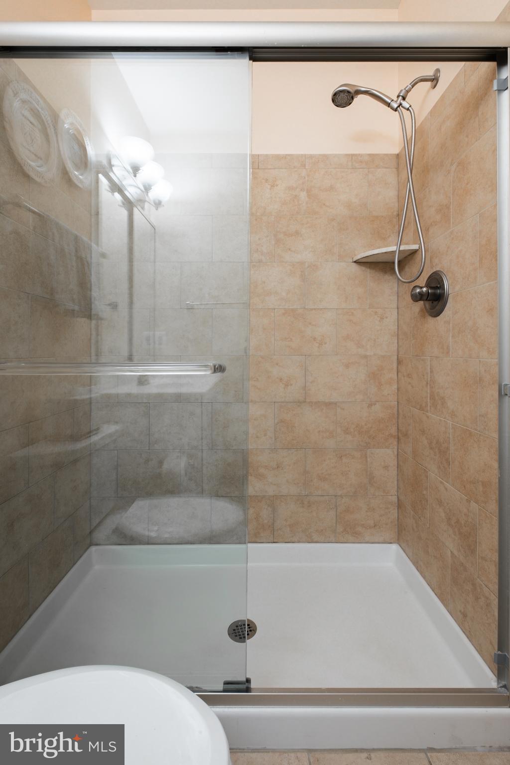 304 Captains Way Philadelphia, PA 19146 - Photo 38 of 63
