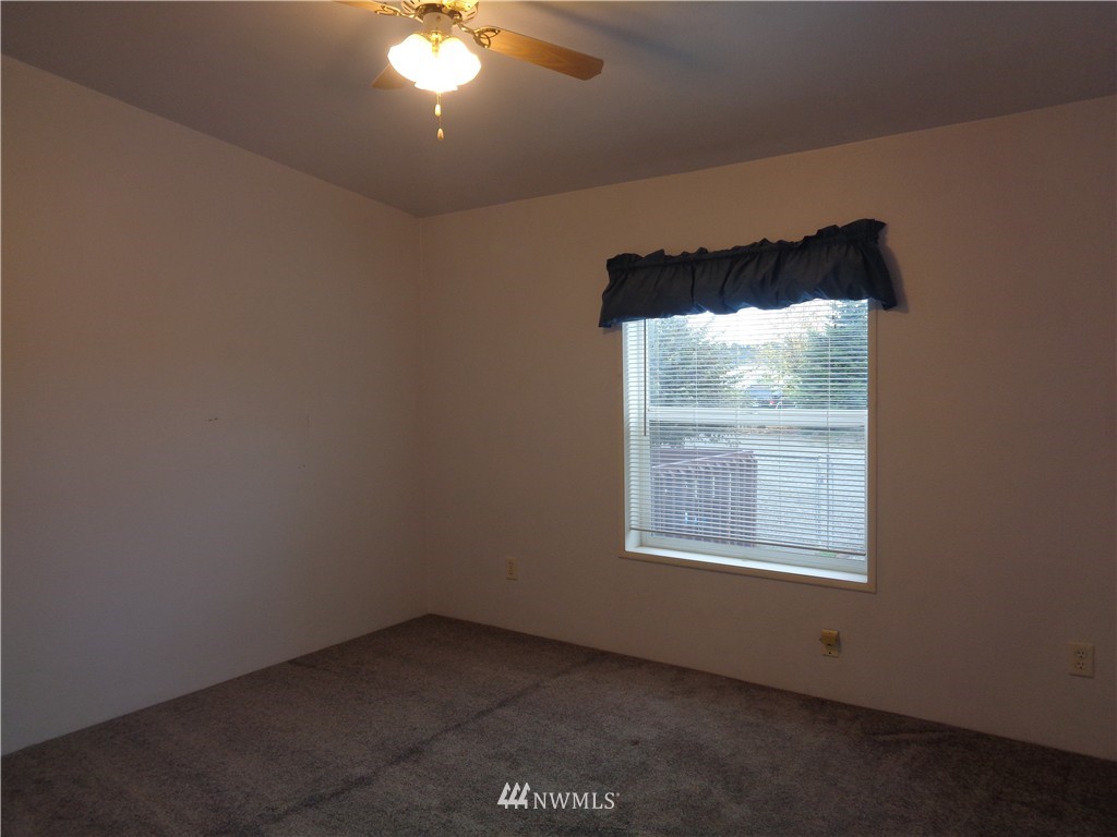 19219 Old Ranch Lane Southwest Rochester, WA 98579 - Photo 11 of 25