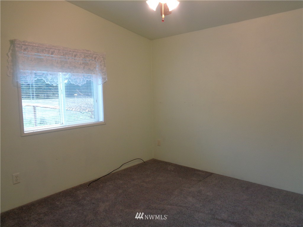 19219 Old Ranch Lane Southwest Rochester, WA 98579 - Photo 12 of 25