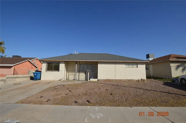$1,600 | 716 Easy Street, Las Vegas, NV 89107
