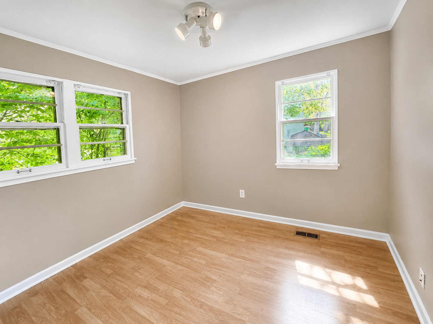 21365 West Ridge Road Lake Zurich, IL 60047 - Photo 8 of 14