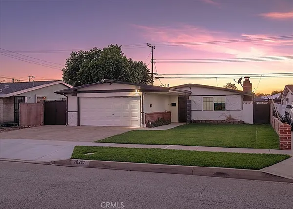$898,000 | 20223 Jersey Avenue, Lakewood, CA 90715