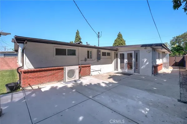 $898,000 | 20223 Jersey Avenue, Lakewood, CA 90715