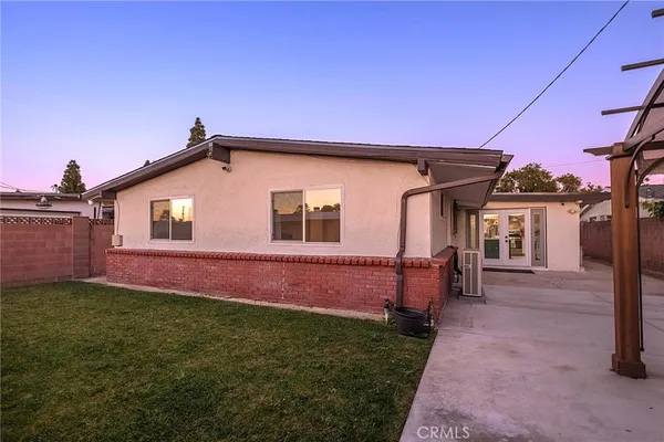 $898,000 | 20223 Jersey Avenue, Lakewood, CA 90715