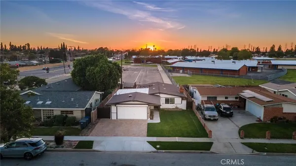 $898,000 | 20223 Jersey Avenue, Lakewood, CA 90715