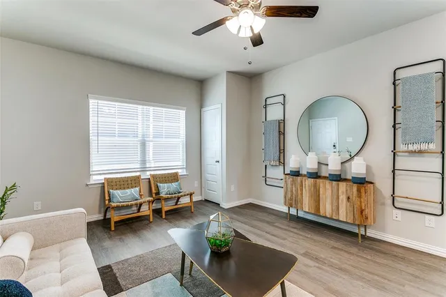 $1,163 | 5401 Barlean Ranch, Unit 67F, Fort Worth, TX 76123