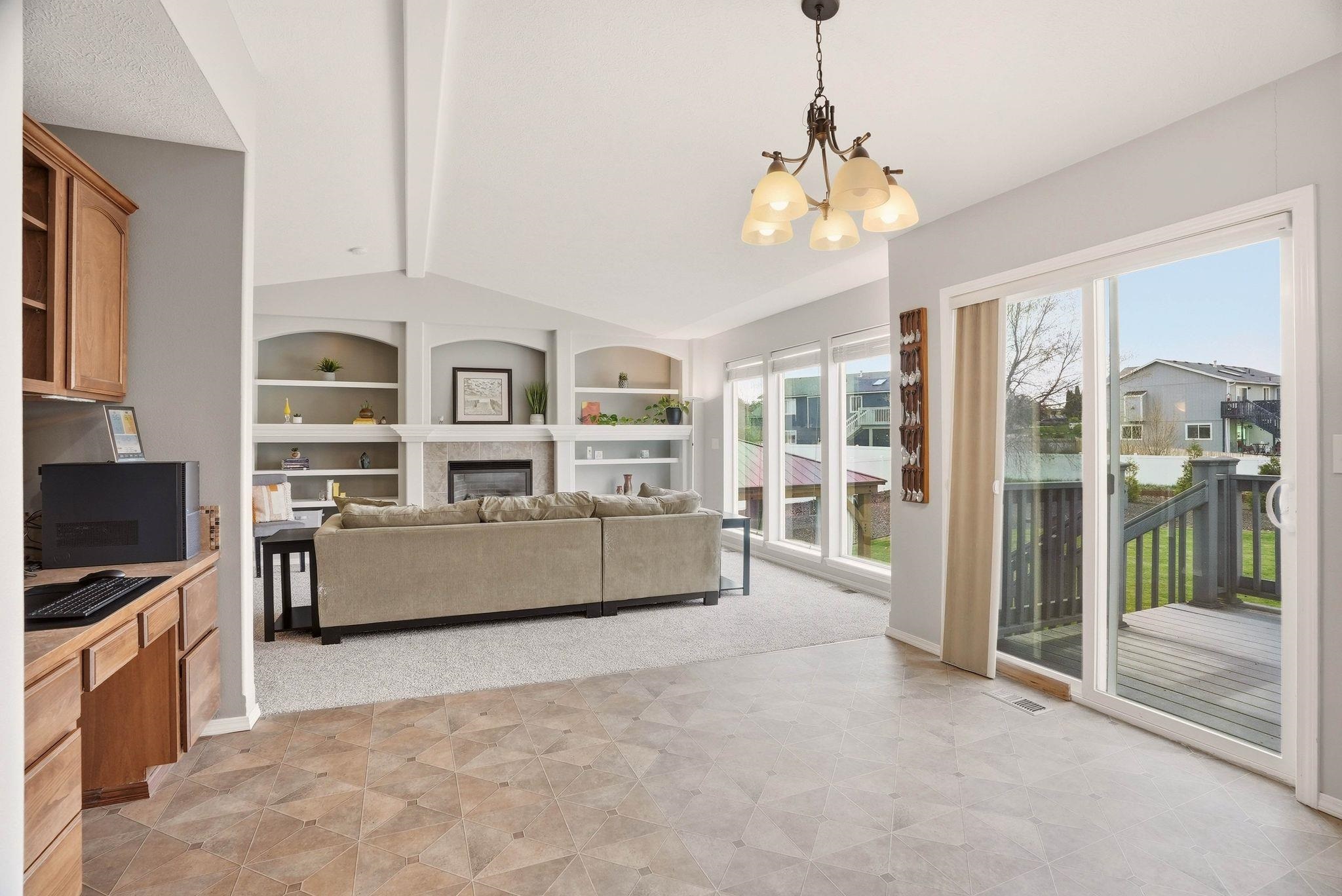 418 Parker Drive Colbert, WA 99005 - Photo 7 of 48
