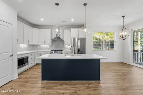 $574,500 | 564 Hearthside Drive Southeast, Bolivia, NC 28422