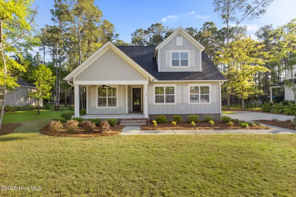 $574,500 | 564 Hearthside Drive Southeast, Bolivia, NC 28422