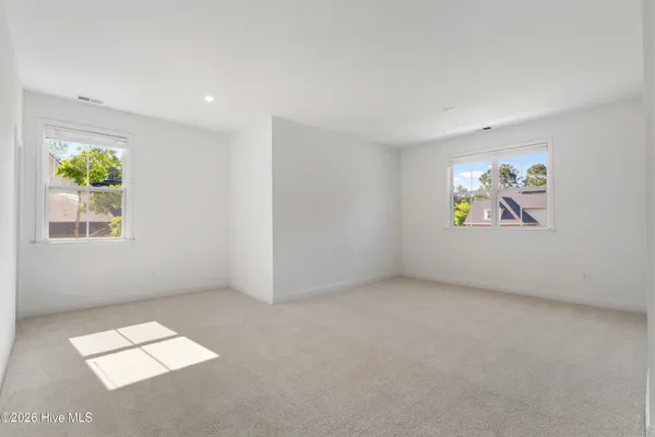 $574,500 | 564 Hearthside Drive Southeast, Bolivia, NC 28422