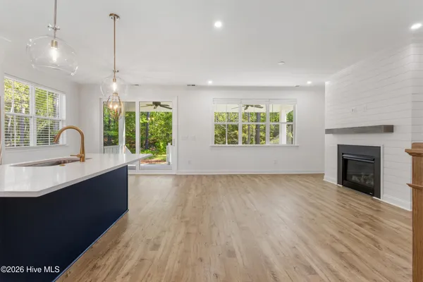 $574,500 | 564 Hearthside Drive Southeast, Bolivia, NC 28422