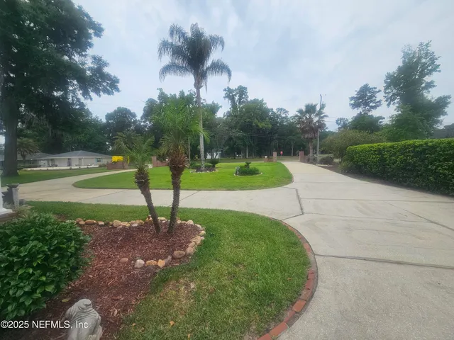 $1,150,000 | 435 Lake Asbury Drive, Green Cove Springs, FL 32043
