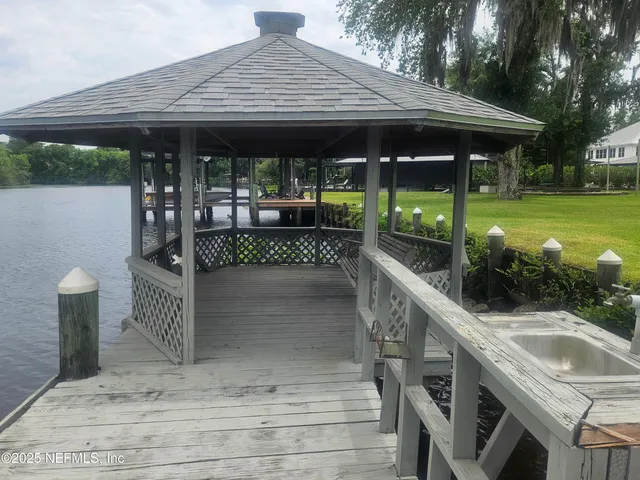 $1,150,000 | 435 Lake Asbury Drive, Green Cove Springs, FL 32043