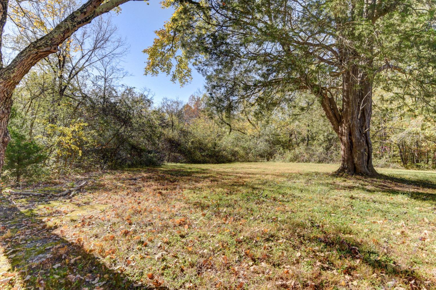 5015 Red House Road Phenix, VA 23959 - Photo 34 of 39 Gallery Image 34