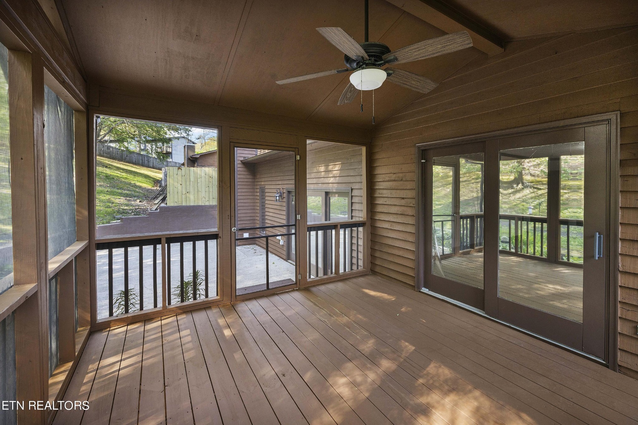 156 Hendrix Drive Oak Ridge, TN 37830 - Photo 23 of 34 a view of a room with wooden floor and door