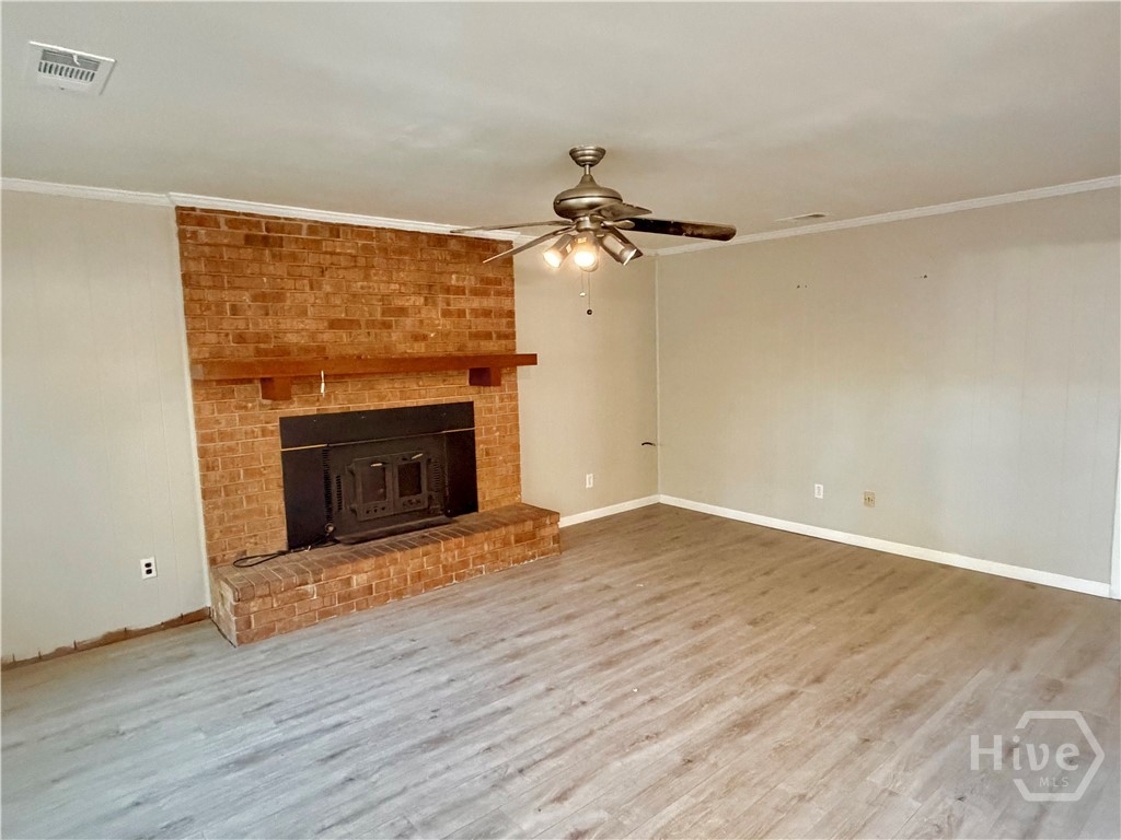 302 Burlington Road Savannah, GA 31410 - Photo 3 of 30 Great room