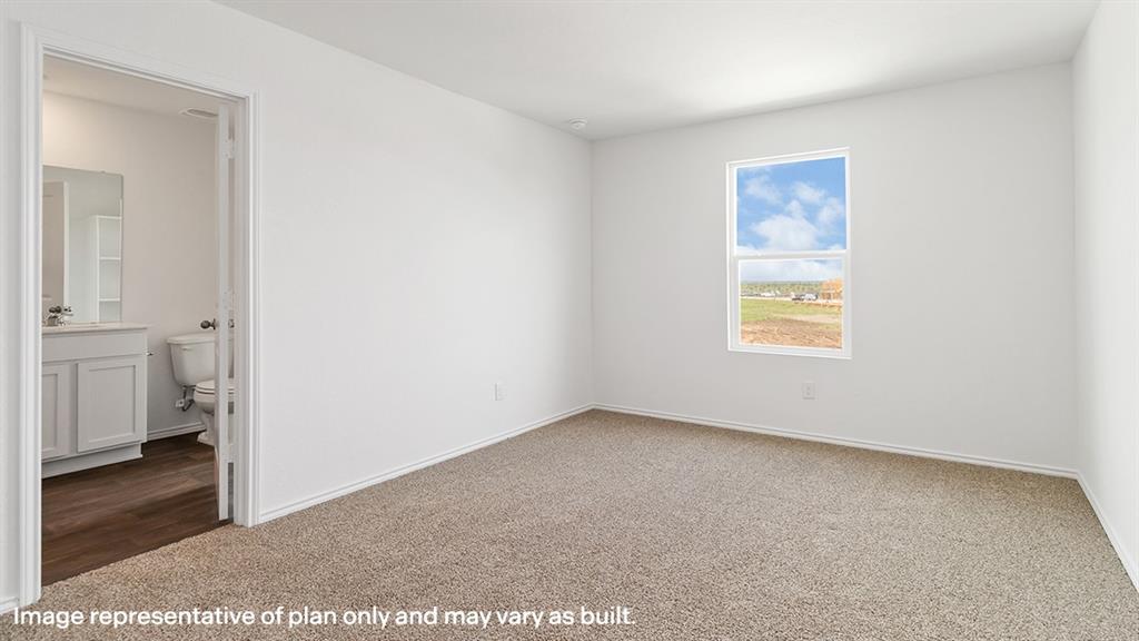 1711 Potomac Lane Blue Ridge, TX 75424 - Photo 12 of 26 a view of an empty room and a window