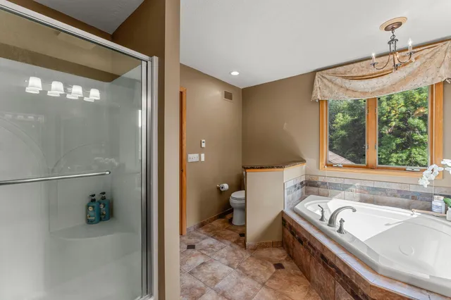 $875,000 | 13599 Stonebrooke Curve, Shakopee, MN 55379