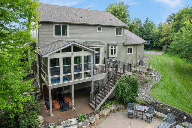 $875,000 | 13599 Stonebrooke Curve, Shakopee, MN 55379