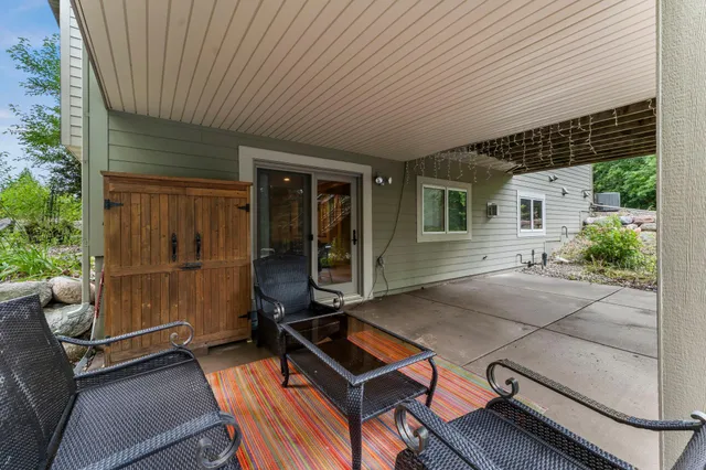 $875,000 | 13599 Stonebrooke Curve, Shakopee, MN 55379