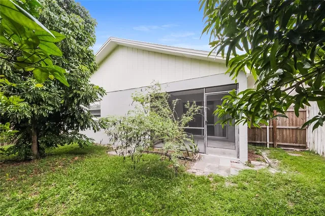 $1,975 | 4454 Sandhurst Drive, Orlando, FL 32817