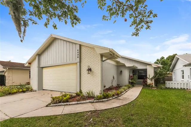 $1,975 | 4454 Sandhurst Drive, Orlando, FL 32817