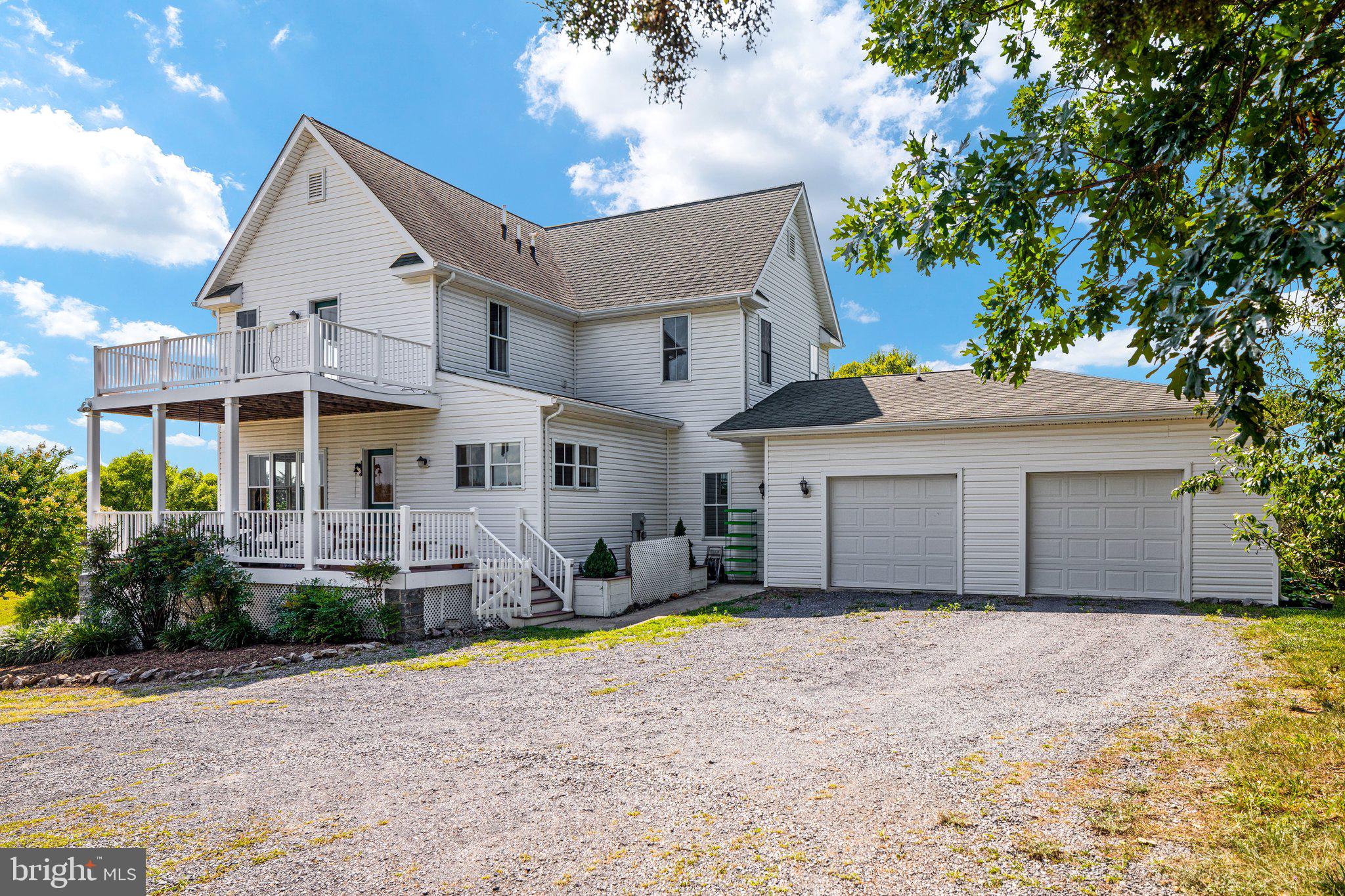 2930 Long Meadow Road Middletown, VA 22645 - Photo 4 of 60 2 car garage