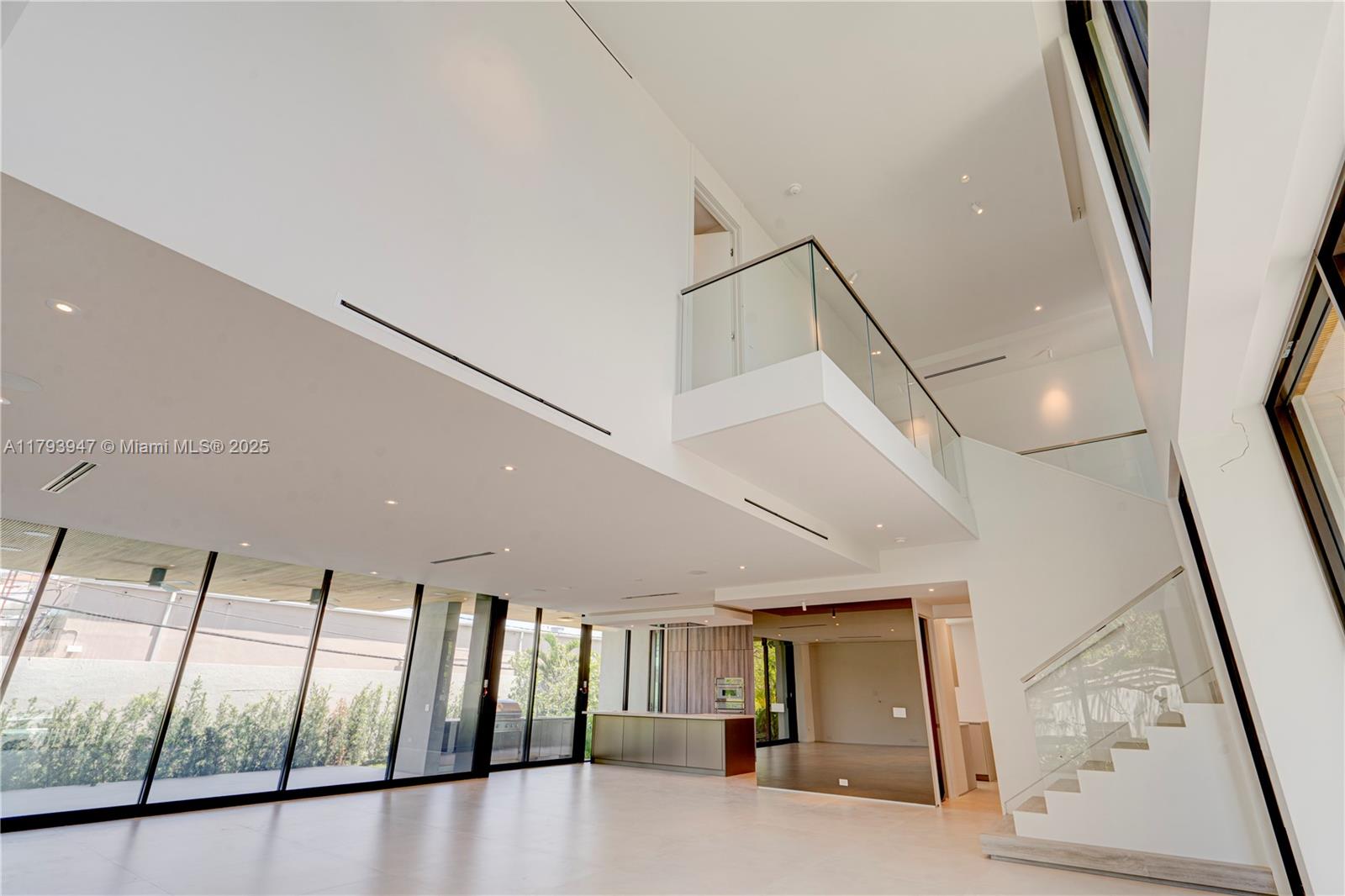 735 Fernwood Road Key Biscayne, FL 33149 - Photo 18 of 71