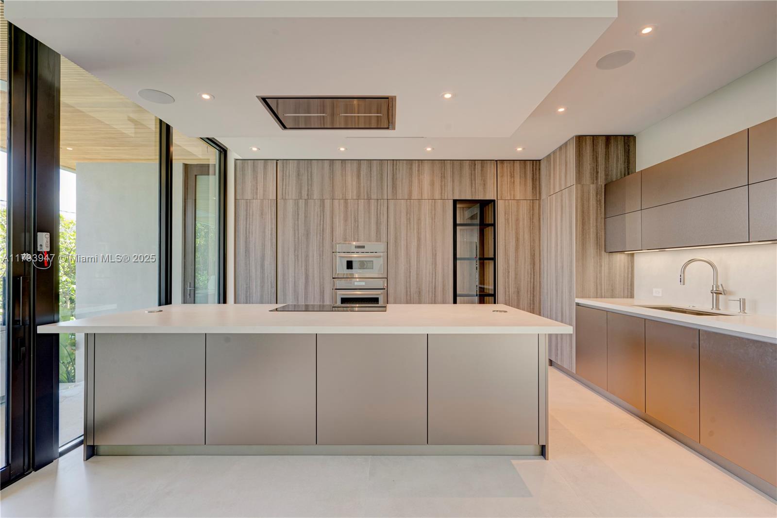 735 Fernwood Road Key Biscayne, FL 33149 - Photo 20 of 71