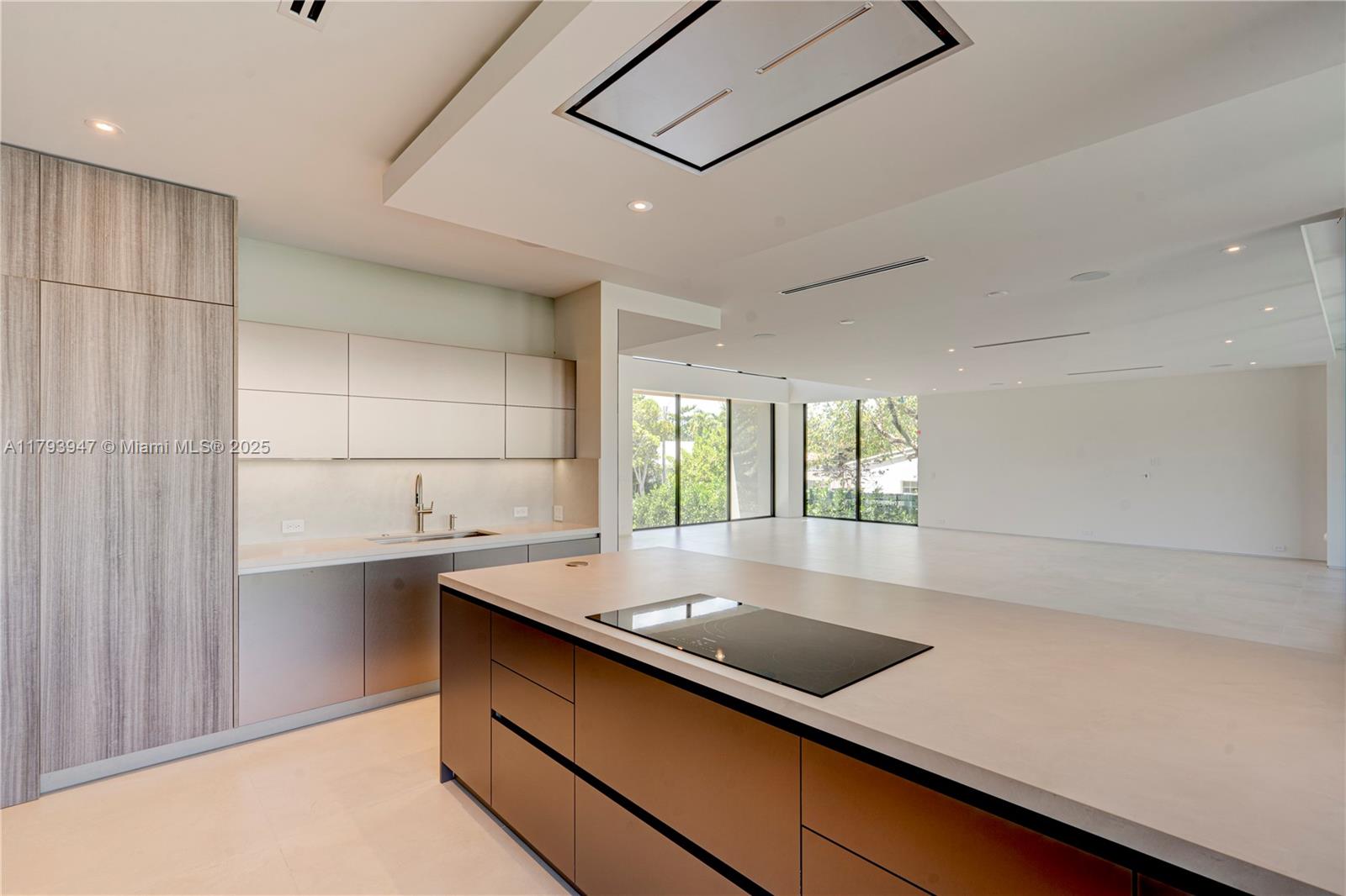 735 Fernwood Road Key Biscayne, FL 33149 - Photo 24 of 71