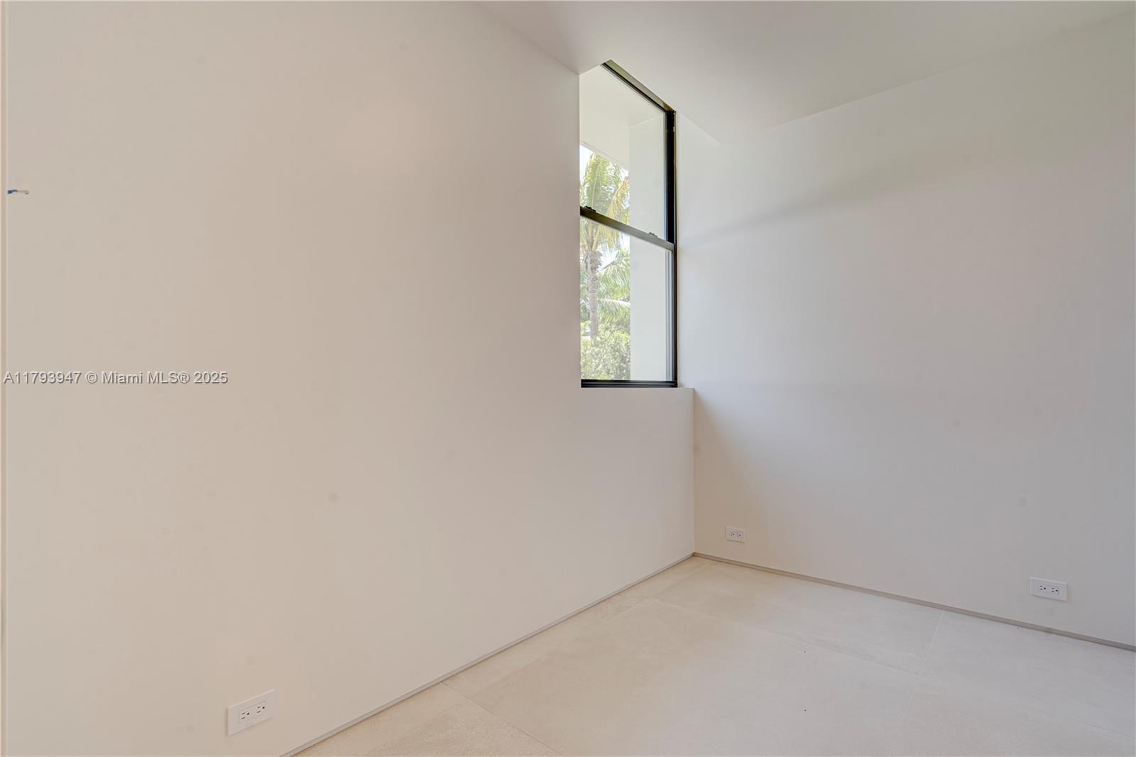 735 Fernwood Road Key Biscayne, FL 33149 - Photo 31 of 71