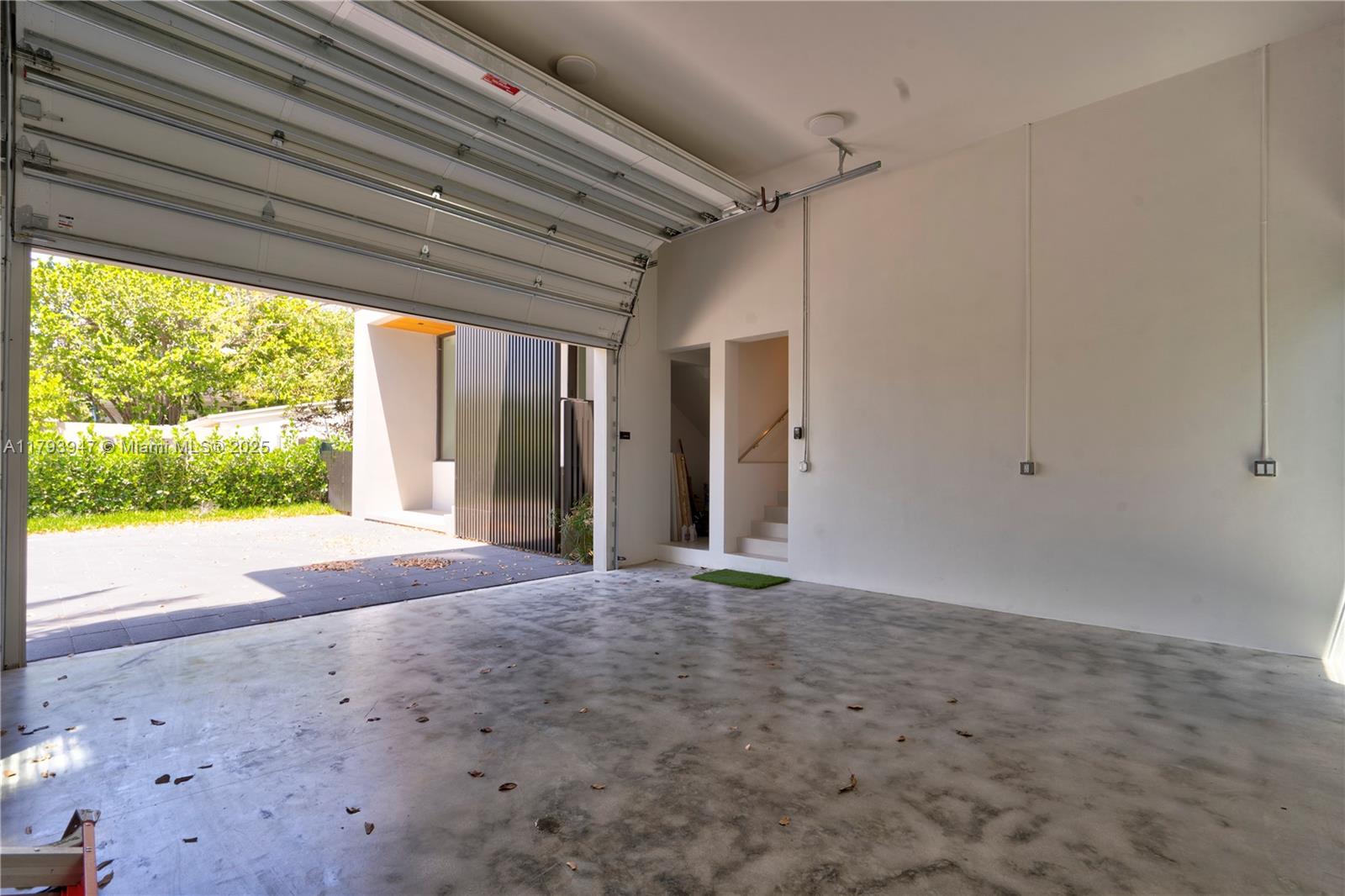 735 Fernwood Road Key Biscayne, FL 33149 - Photo 34 of 71