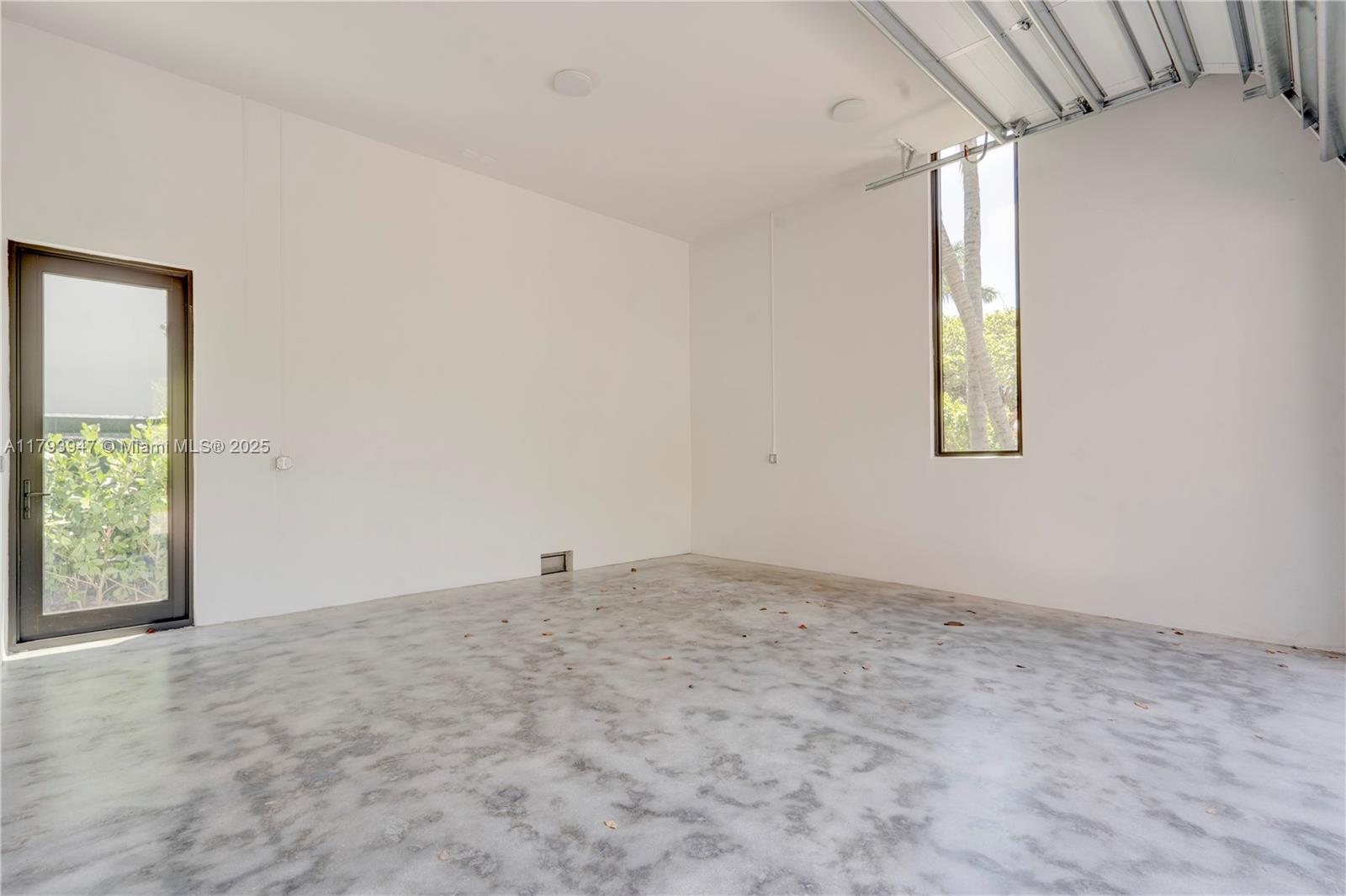 735 Fernwood Road Key Biscayne, FL 33149 - Photo 35 of 71