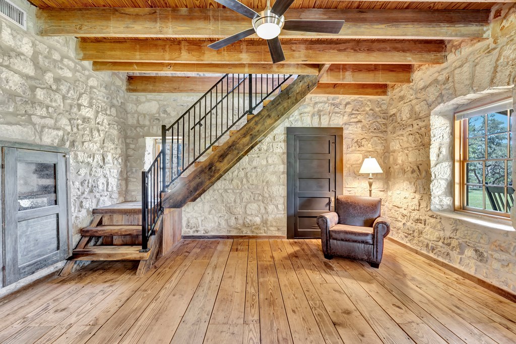 268 Marschall Creek Road Fredericksburg, TX 78624 - Photo 5 of 77