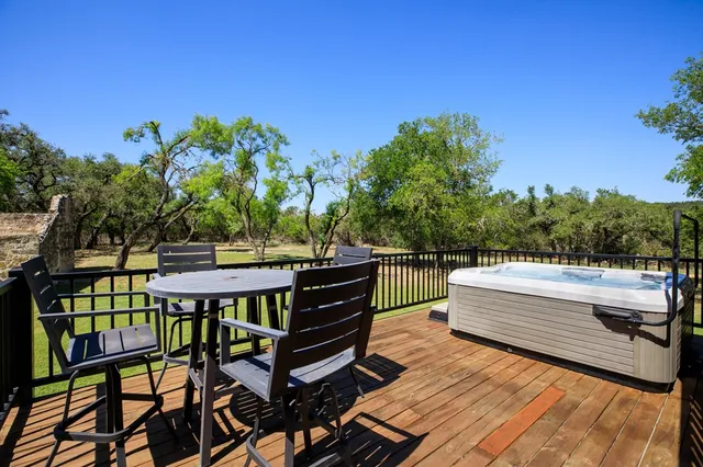 $1,570,000 | 268 Marschall Creek Road, Fredericksburg, TX 78624
