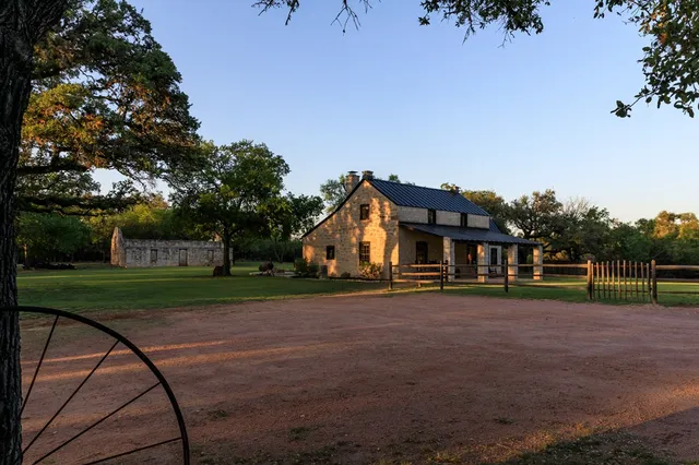 $1,570,000 | 268 Marschall Creek Road, Fredericksburg, TX 78624