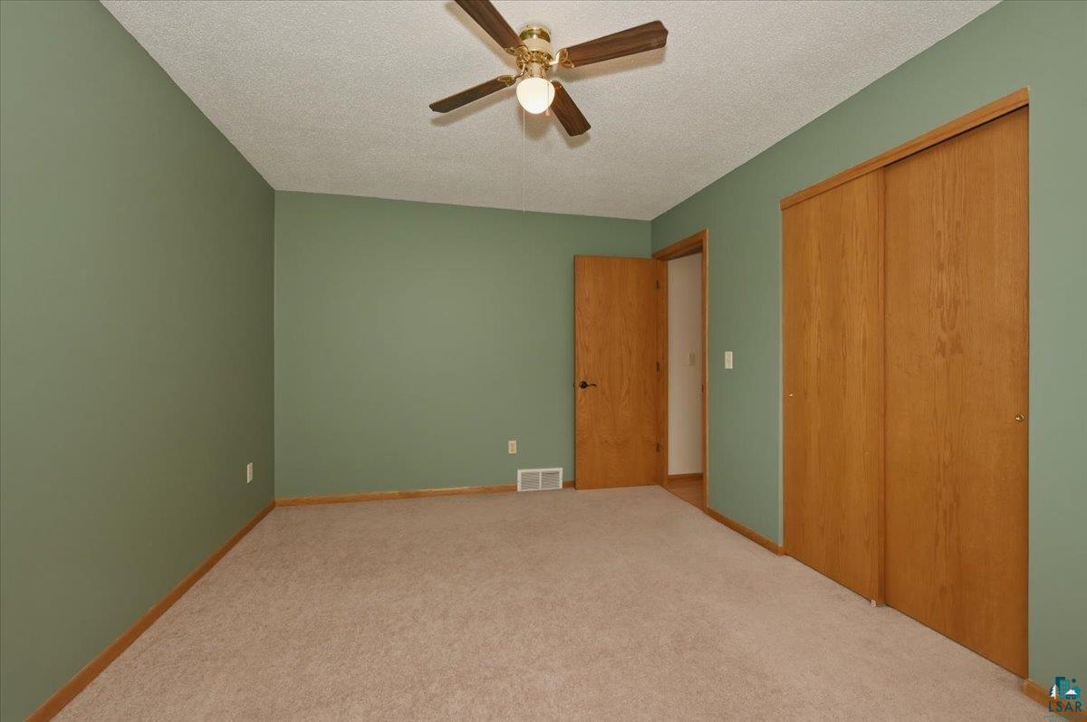 4113 Tioga Street Duluth, MN 55804 - Photo 17 of 31 Bedroom 2