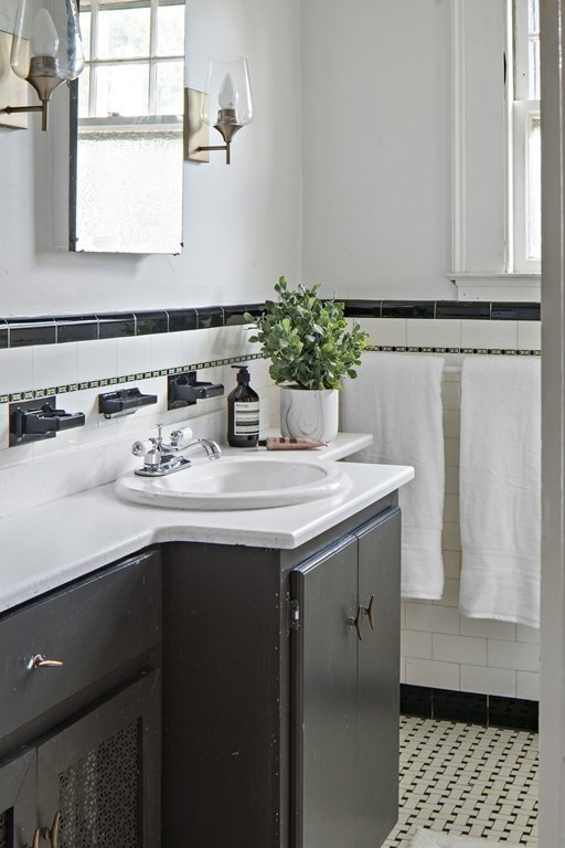 14 Newell Road Wakefield, MA 01880 - Photo 30 of 39 Gallery Image 30