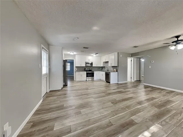 $1,789 | 10916 North 14th Street, Tampa, FL 33612