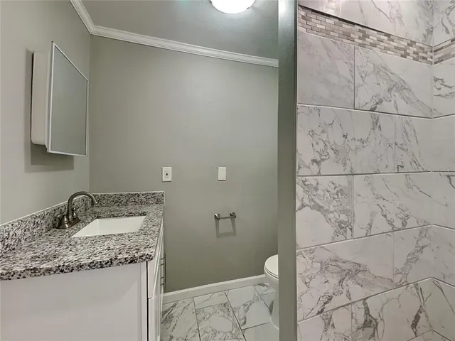 $1,789 | 10916 North 14th Street, Tampa, FL 33612