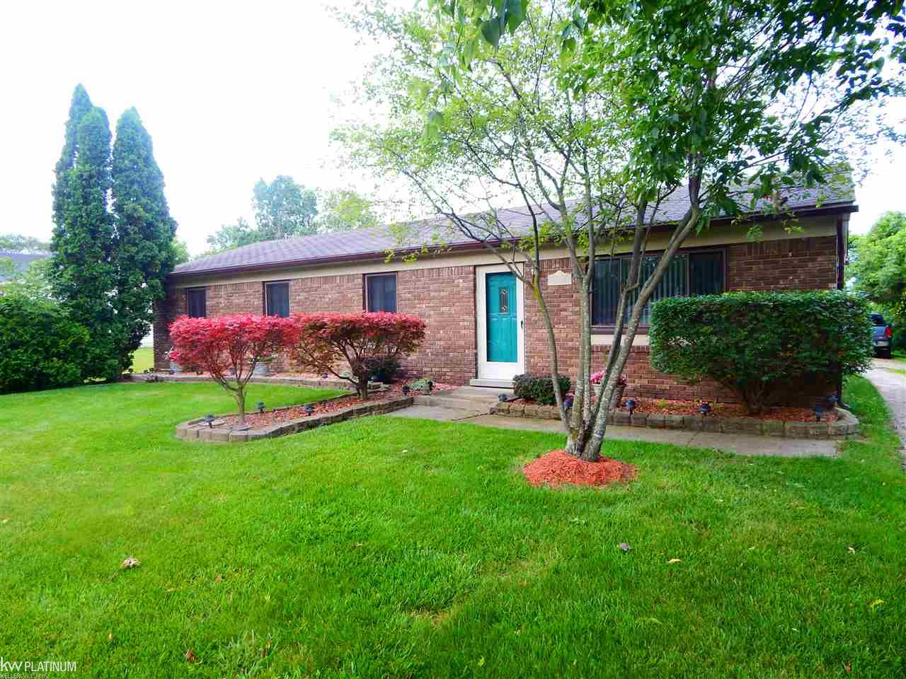 48732 East Ranch Drive Chesterfield, MI 48051 - Photo 1 of 24