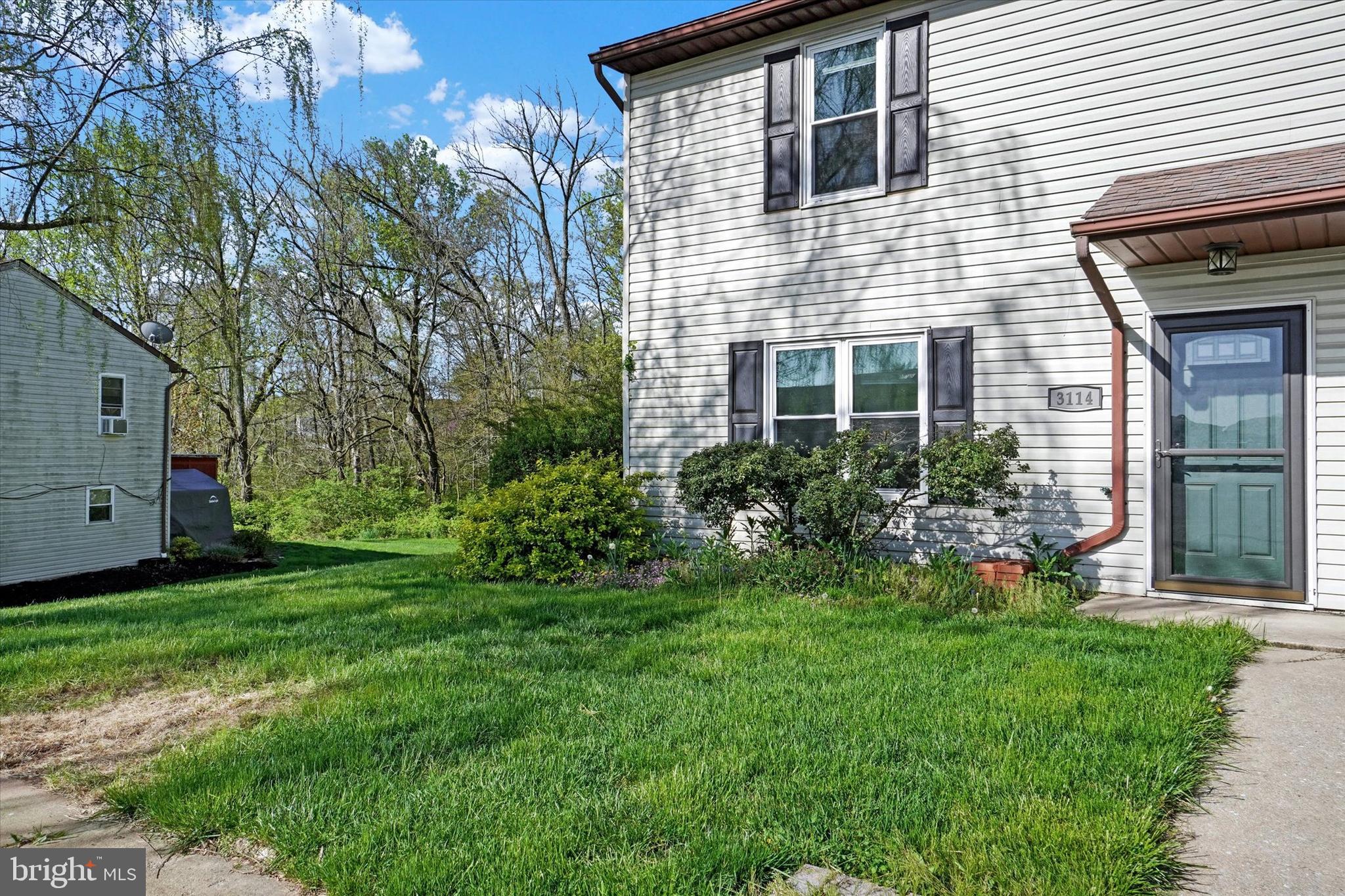 3114 Galaxy Road Dover, PA 17315 - Photo 2 of 25 Gallery Image 2
