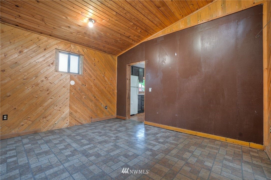 353 East Agate Loop Road Shelton, WA 98584 - Photo 14 of 23 Gallery Image 14