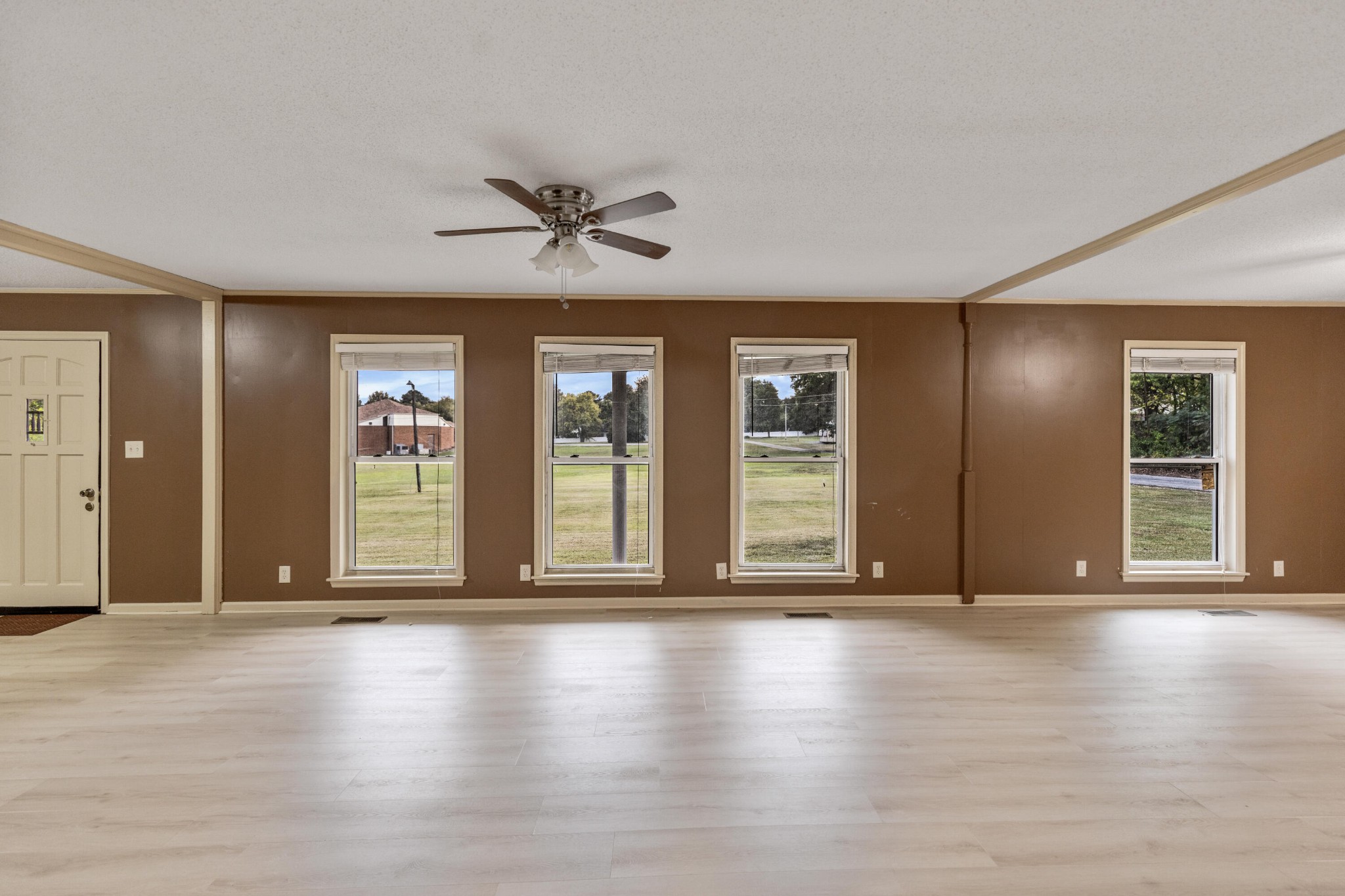 1482 Mineral Springs Road Dalton, GA 30720 - Photo 8 of 31