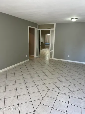 $2,700 | 17825 North 27th Drive, Phoenix, AZ 85053