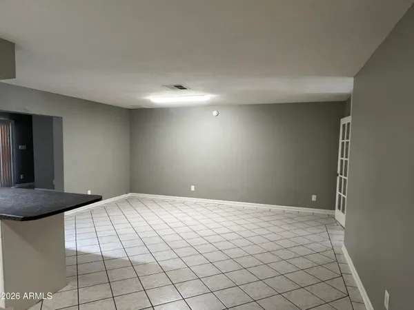 $2,700 | 17825 North 27th Drive, Phoenix, AZ 85053