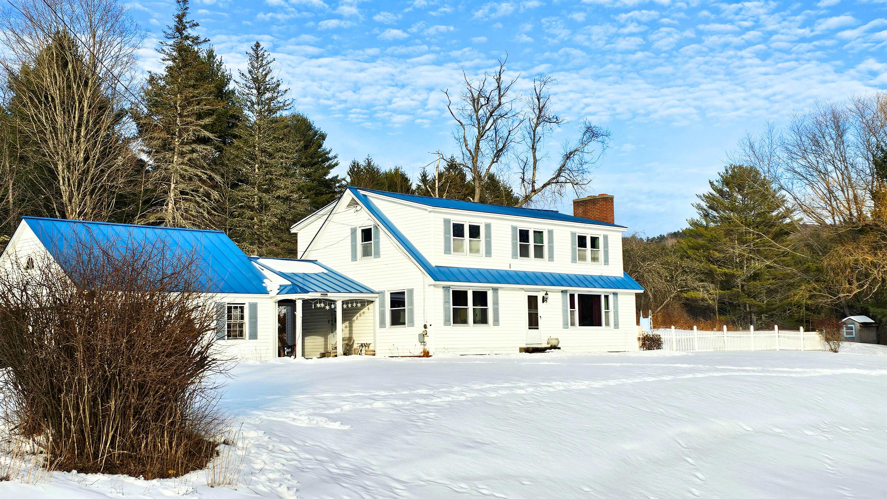 215 Elm Hill Street Springfield, VT 05156 - Photo 2 of 31