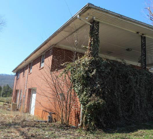 17903 Old Kentucky Road Quebeck, TN 38579 - Photo 2 of 6 7442252524 2