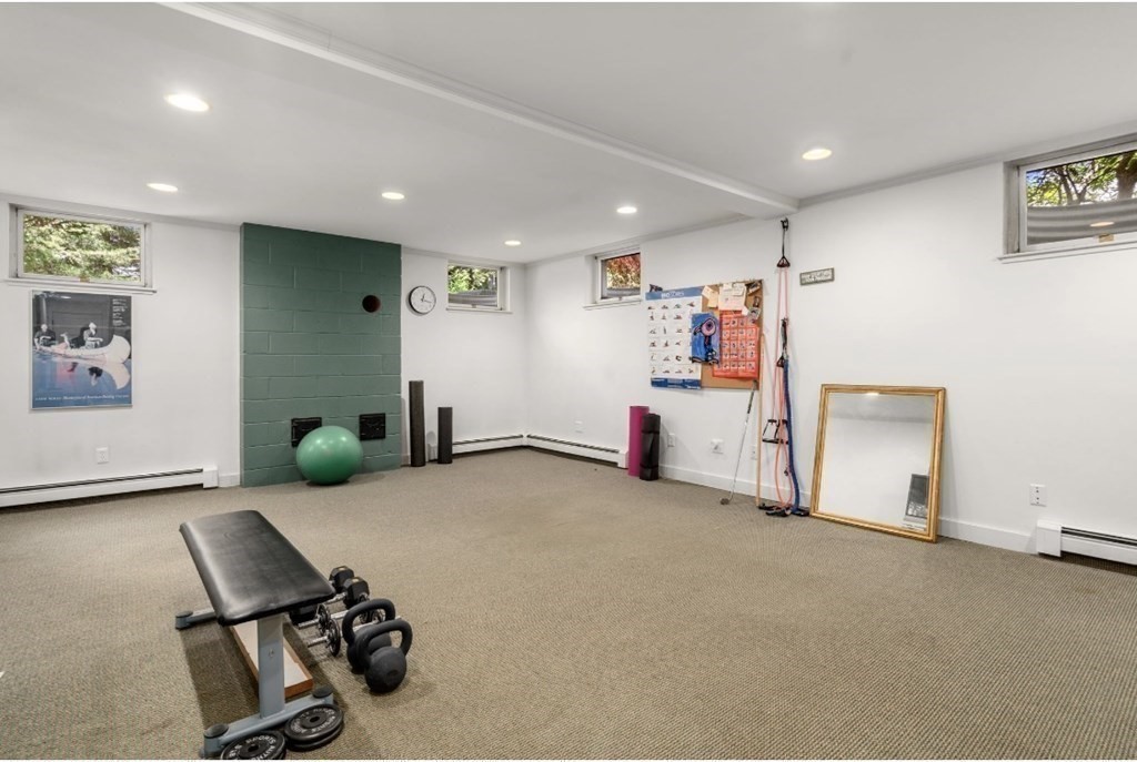 73 Sunset Road Weston, MA 02493 - Photo 23 of 25