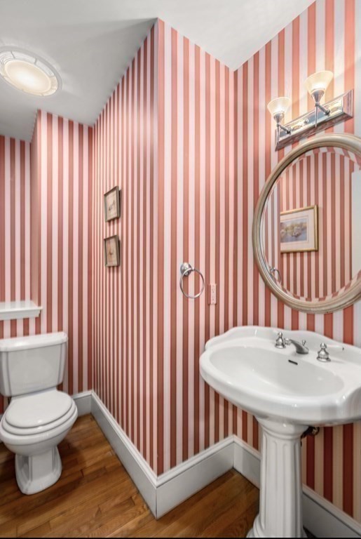 73 Sunset Road Weston, MA 02493 - Photo 10 of 25